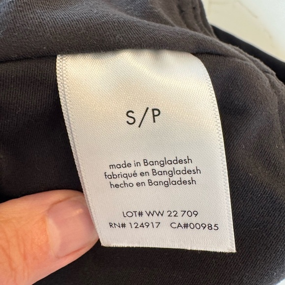 WeWoreWhat Black Bandeau with White Contrast Stitching Sports Bra / small - Picture 8 of 10